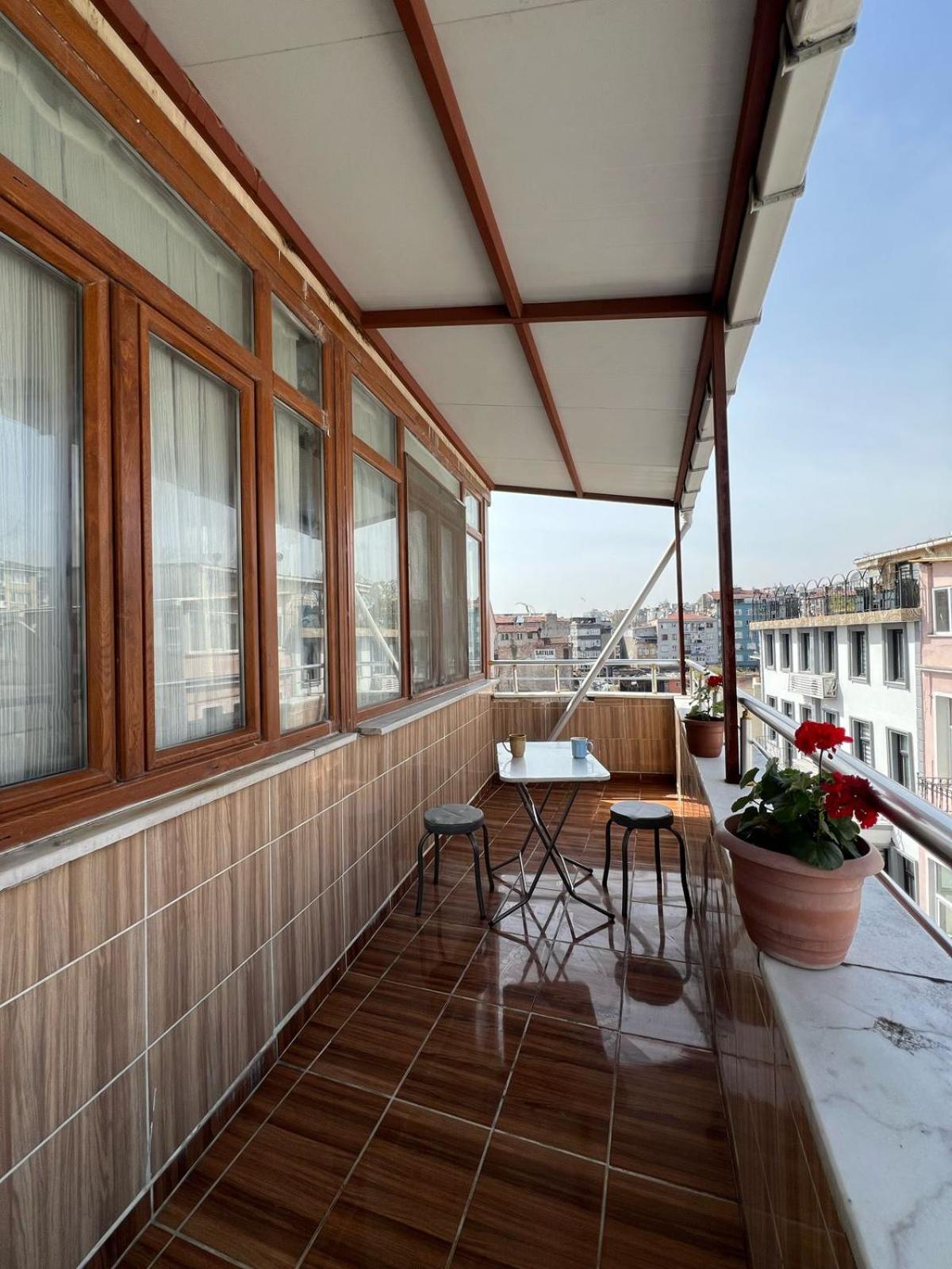 Apart Otel Avsin İstanbul